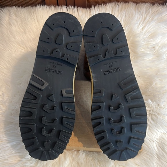 Lacrosse Ridgetop Waterproof Insulated Boots with Steel Shank - Picture 6 of 7